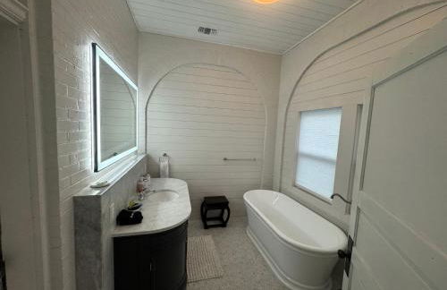 Big Yellow Brick House - Victorian District - Foto 35