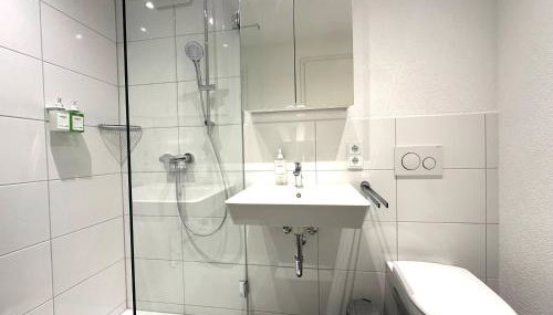 Bonnystay Lörrach l Balcony l Center l Design - Foto 2, Shower