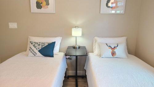 Air Conditioned! Paradise Park Brand new 2-bedroom Suite - Foto 5