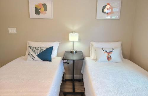 Air Conditioned! Paradise Park Brand new 2-bedroom Suite - Foto 5