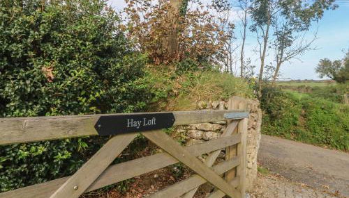 Hay Loft - Photo 2