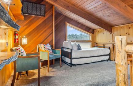 Scenic North Shore Stay w Games Near Snow Summit Lakeview Lodge by AvantStay - Foto 25