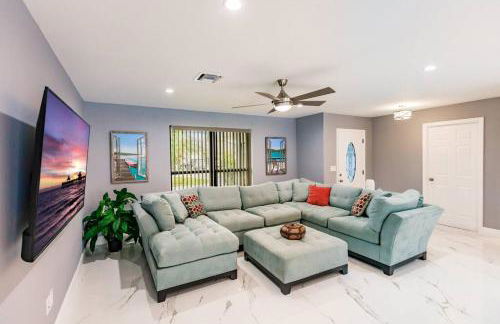 3BR With HUGE 2k sq ft Lanai & Seasonally Heated Pool - Foto 27
