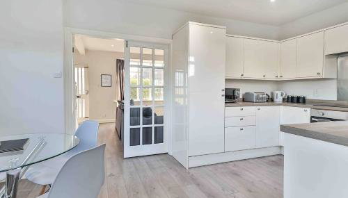 Newly Extended 3 Bed Family home Near Graves Park - Foto 2