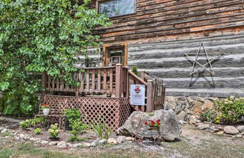 Riverfront Couples Retreat in Smoky Mountains! - Foto 25