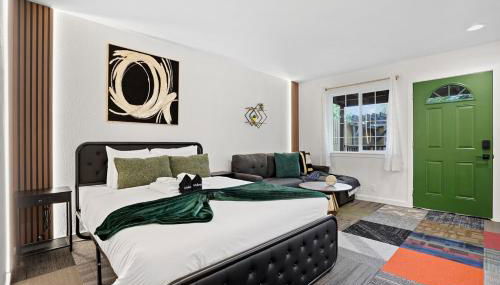 Beachy 1BR Escape with Sofa Bed - Golf & Beach Nearby - Photo 1