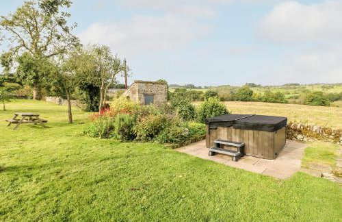 The Farmhouse - Photo 38