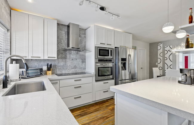 Buddha House 3BR 2BA Home -lush Backyard - Foto 41