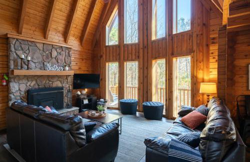 Creekwood Chalet - Hocking Hills with Hot Tub and Near Hiking - Foto 28