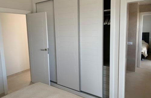 Penthouse with wide terrace next to the ocean - Foto 26