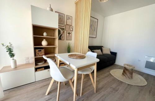 Studio Design & Confort Proche Plages et Accès Ile de Ré - Parking & Wifi GRATUIT - Foto 4