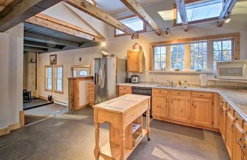 Inviting Countryside Home 4 Mi to Long Lake! - Foto 8