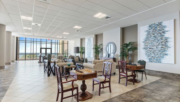 Coin salon dans le hall