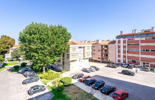 Two bedroom apartment close to train station by Lisbon with Sintra - Foto 21