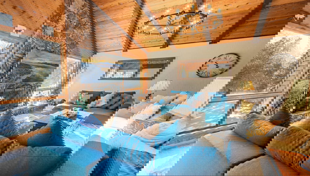 Cozy Bear Chateau - Foto 1, Imagen principal