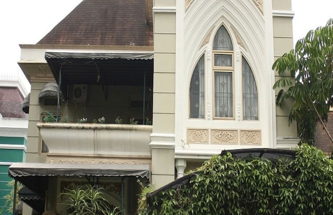 Villa Kota Bunga Violet - Photo 42