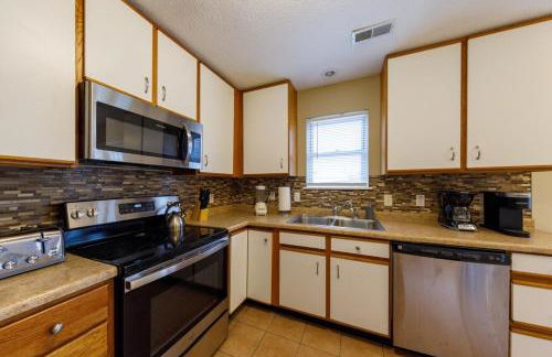 Cozy Retreat 3bdrm 2bath house with deck - Foto 29