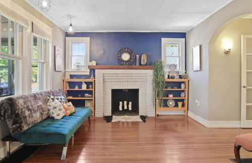 Bohemian Bungalow Pac-Man, walk downtown, pet friendly - Foto 32