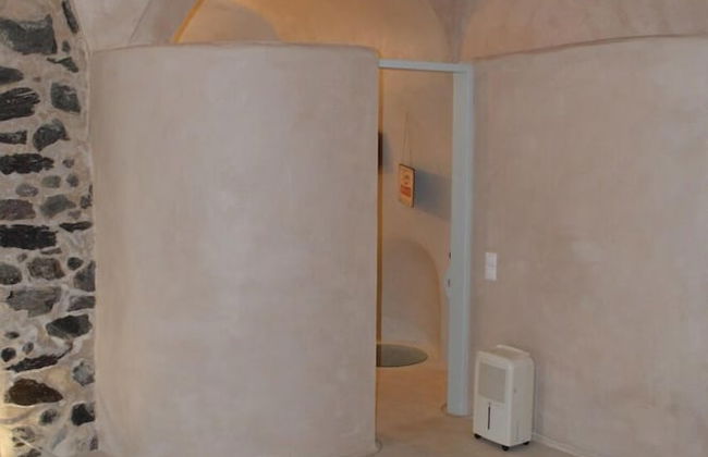 Pyrgos Old winery villa - Photo 17