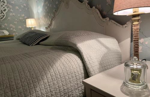 Broadstairs Beach Holiday Apartments, seafront stays opposite Kingsgate Bay with a parking space - Foto 13