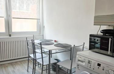 Apartment in Krefeld City with Balcony - Foto 40