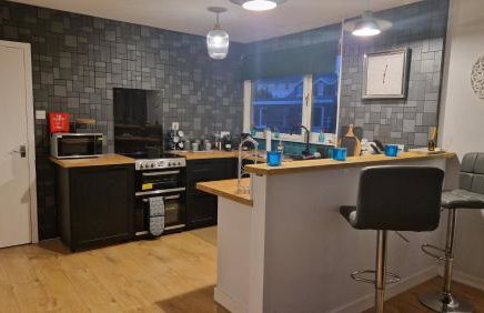 175 On Clyde - Spacious & Cosy Cedar Wood Bungalow - Foto 9