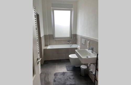 Wunderschöne sanierte Wohnung vor den Toren Kölns - Foto 52