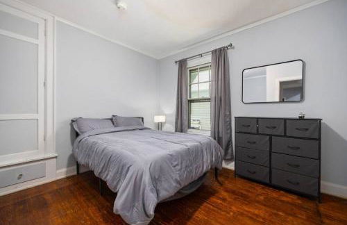 Comfortable Private Room | Shared Bath & Kitchen - Foto 7