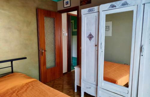 Sea View Apartment with Terrace & Free Parking - Photo 14