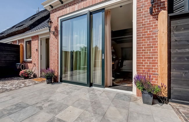 Stylish Farmhouse With Spa Tub - Foto 2