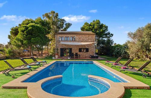 Villa Angela - Photo 1