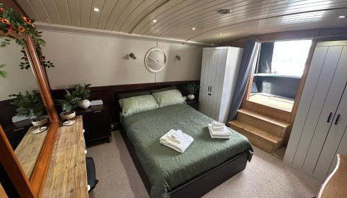 Selene Unique Luxury Houseboat Experience - Foto 5