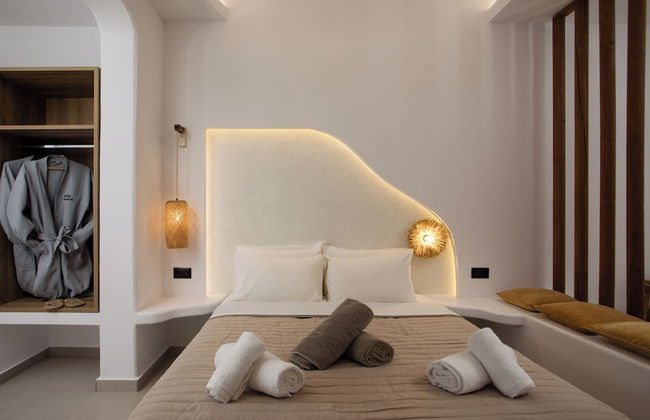 Stay Helios - Aparts & Pool Suites - Photo 21