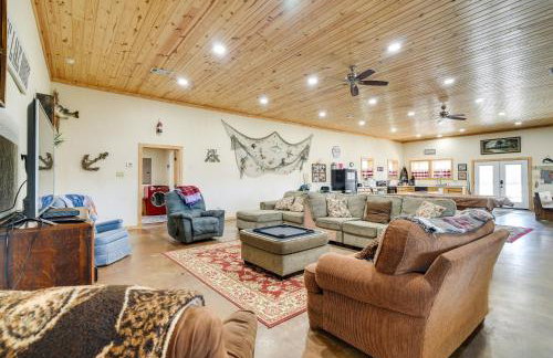 Boat Launch On-Site Lakefront Toledo Bend Getaway - Foto 7