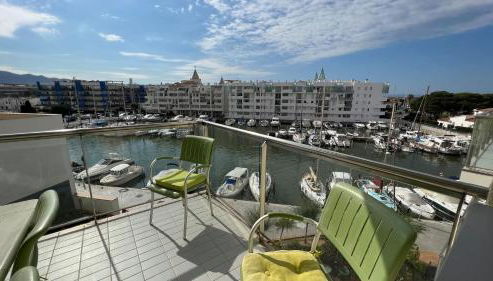 Precioso piso con vista al canal y piscina en roses AV-69 - Foto 4, Other