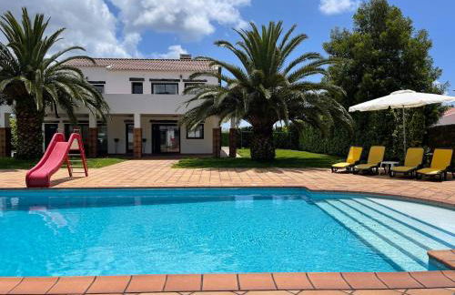 Green House - Photo 1