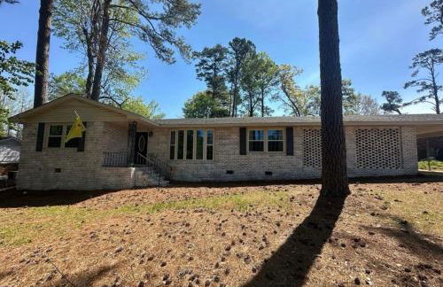 Walk to Masters! Spacious & Modern 4bd Home - Foto 2