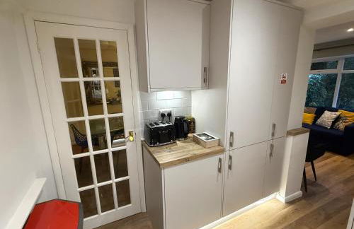 Bicester villa, 5Bedroom, Parking, WiFi, Garden - Foto 18