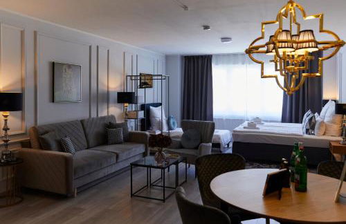 R B Apartment Hamburg Comfort am Flughafen für 1-5 Personen - ideal für Geschäftsreisende und Familien - Küche - Smart TV - Waschtrockner - kostenloser Parkplatz - Foto 17