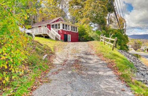 Pet-Friendly Catskills Retreat Fire Pit and Deck! - Foto 28