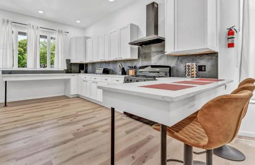 Tasteful Full Home Dtown Buffalo - Foto 11