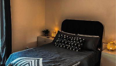 Perfect Booking 3 Bed Home in Abertillery - Foto 2