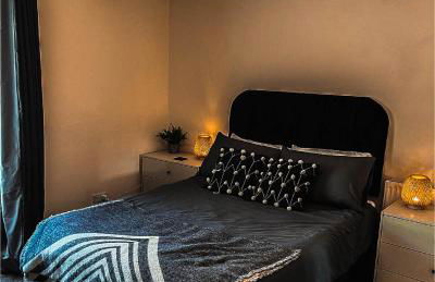 Perfect Booking 3 Bed Home in Abertillery - Foto 2