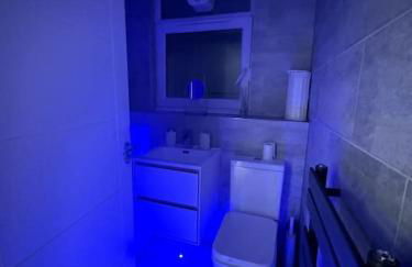 The Upper Tooting Beauty - 2bed Ground Floor Flat - Photo 14