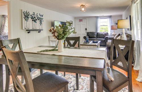 Vintage Farm Cottage Near Hikes and Pigeon River - Foto 7