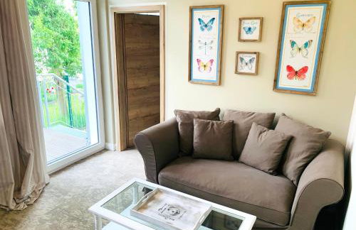 BESOTEL Mettmann- 20 Wohnungen 2 Standorte 35 Schlafzimmer 29 Badezimmer 52 Betten für 73 Gäste - Foto 140