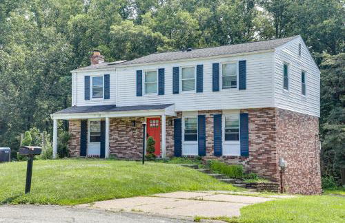 15 Mi to Pittsburgh WFH-Friendly Home with Deck - Foto 32