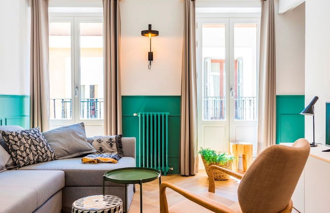 Be Mate Gran Vía Suites - Photo 61