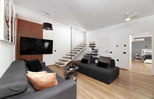 Villa Krasica - Private Tennis Court, Sauna & Jacuzzi - Foto 6