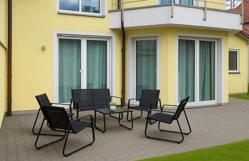 Luxuriöse Ferienvilla mit Garten, Gaming Zone & Netflix - Foto 35